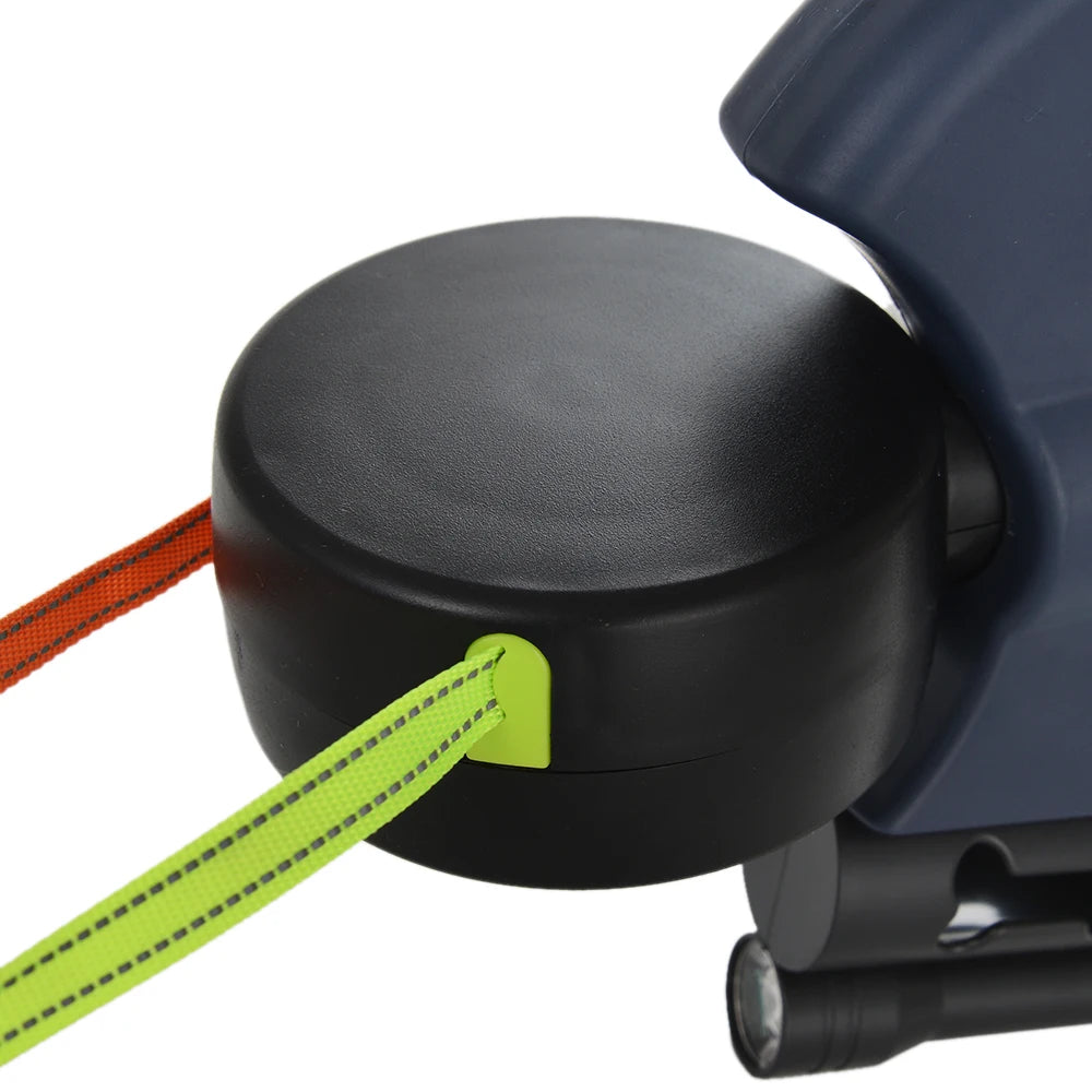 Holapet Double Guide: Safe, Illuminated Walks with Two Dogs!